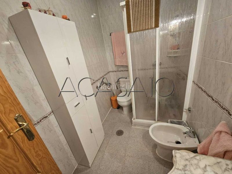 Foto f5217f8b-99ad-45e7-8a37-8d7baac4549c. Casa adossada a Cobeja