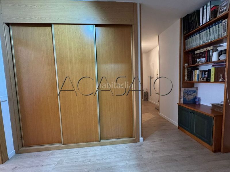 Foto ab28da95-6cd2-4700-bfcd-8dfaa96b64ea. Pis amb calefacció aparcament a Borox