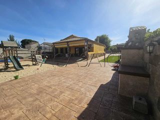 House in Viso de San Juan (El). Cumple este chalet con tu lista de deseos? espoiler sí