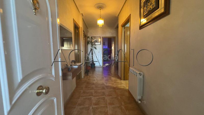 Foto c4cc63b3-4d0c-4aad-a989-672d2dfaa7fe. Casa amb calefacció aparcament a Parque Manuel de Vega-Carretera de Ugena Illescas