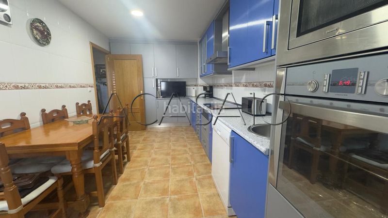 Foto c60912f4-ee47-41cd-888f-a9c9069c268f. Casa amb calefacció aparcament a Parque Manuel de Vega-Carretera de Ugena Illescas