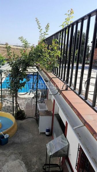 Foto 1fc257d3-ab34-4085-9fc5-9ed0236c8f53. Casa amb aparcament a Yuncos