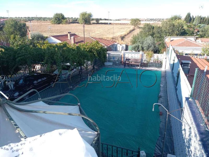 Foto 38a00d50-5562-43bc-9033-33b570414a6f. Casa amb aparcament a Yuncos