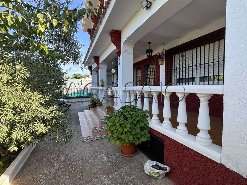 Foto 5ba6ffe5-5bd6-4303-90f0-cbd9ac5bf9d4. Casa amb aparcament a Yuncos