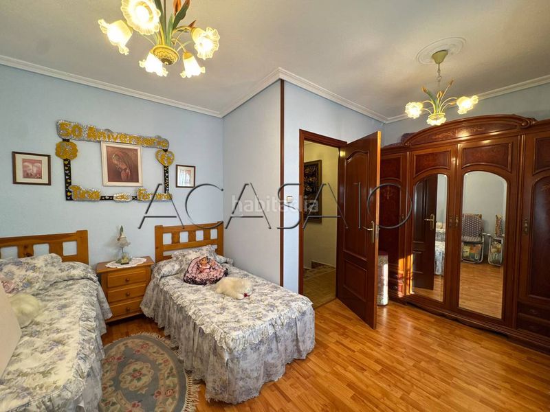 Foto a1fd80b9-2eb6-4823-8419-4e77e5092e48. Casa amb aparcament a Yuncos