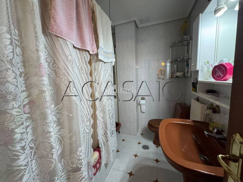 Foto a65ff09a-5e06-412e-8c8e-d0b4716c1fe4. Casa amb aparcament a Yuncos