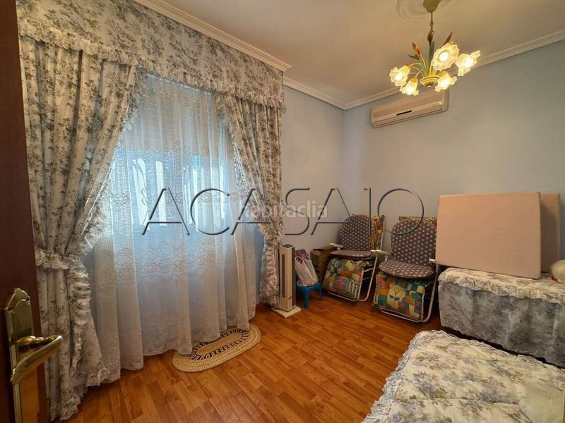Foto eb8e4579-8670-48ee-ba70-5a100215fec9. Casa amb aparcament a Yuncos