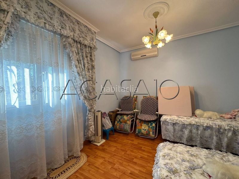 Foto f7b6bb4d-015f-47e3-8885-c1c7db8d54ff. Casa amb aparcament a Yuncos