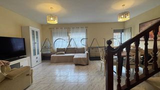 Casa a schiera in Villaluenga de la Sagra. V2880  espectacular chalet adosado en villaluenga de la sagra