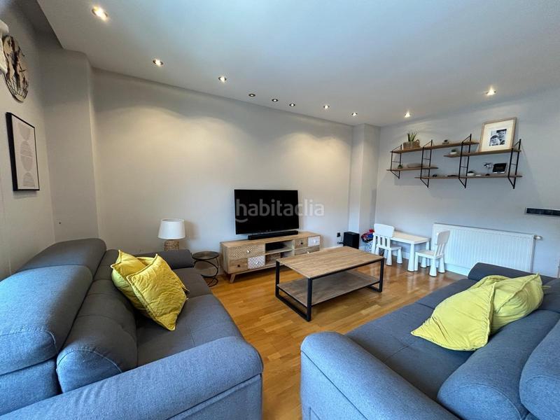 Foto fde9f6e1-e51a-4a84-8724-ace8549e7477. Piso en calle antonio muñoz molina 1 en Rivas Futura Rivas - Vaciamadrid