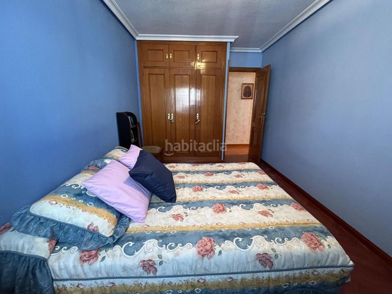 Foto fbf521d4-2582-46f7-919a-ddbeaaf3310c. Piso en Vista Alegre Madrid
