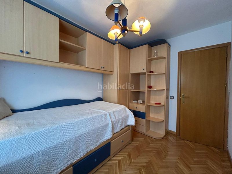 Foto e1dfad59-d9ff-4d47-a4af-b4a60fb39f3d. Pis amb calefacció aparcament a Los Rosales Madrid