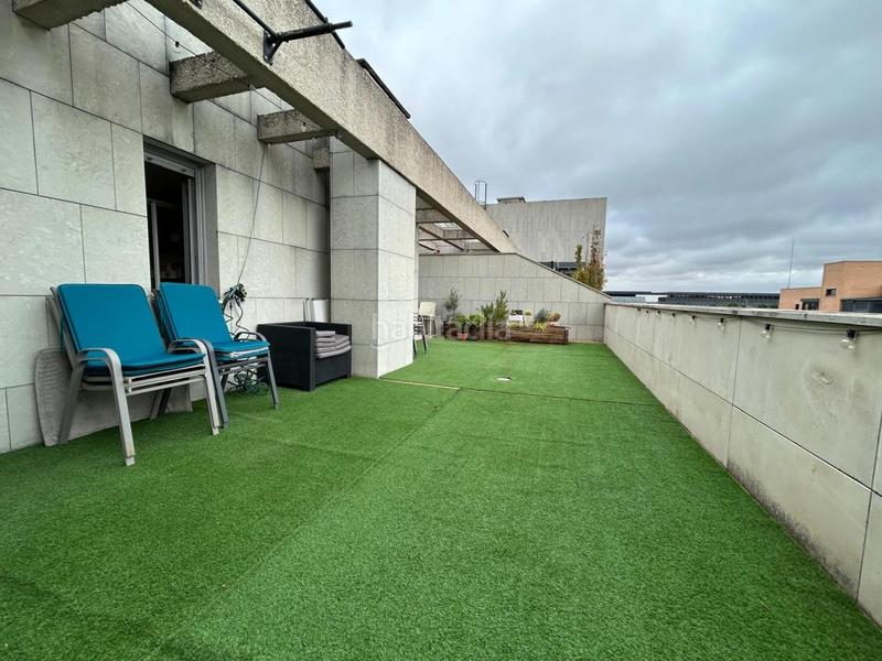 Foto c5907802-8054-4b49-8c6d-9350302a0981. Àtic amb calefacció aparcament piscina a Las Tablas Madrid