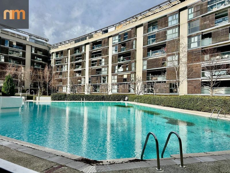 Foto 464dcab3-58ee-418a-8e2f-02b654019eec. Àtic amb calefacció aparcament piscina a Las Tablas Madrid