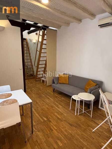 Foto b0e46f6e-ce7e-4e86-8b4c-409a8cd80c59. Piso en Palacio Madrid