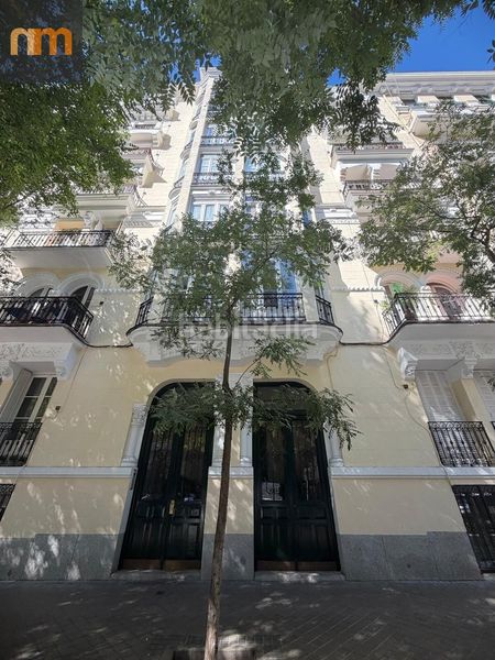 Foto bd2cfbe8-7d10-4a59-943c-6e40cfa668ab. Planta baixa amb calefacció a Trafalgar Madrid