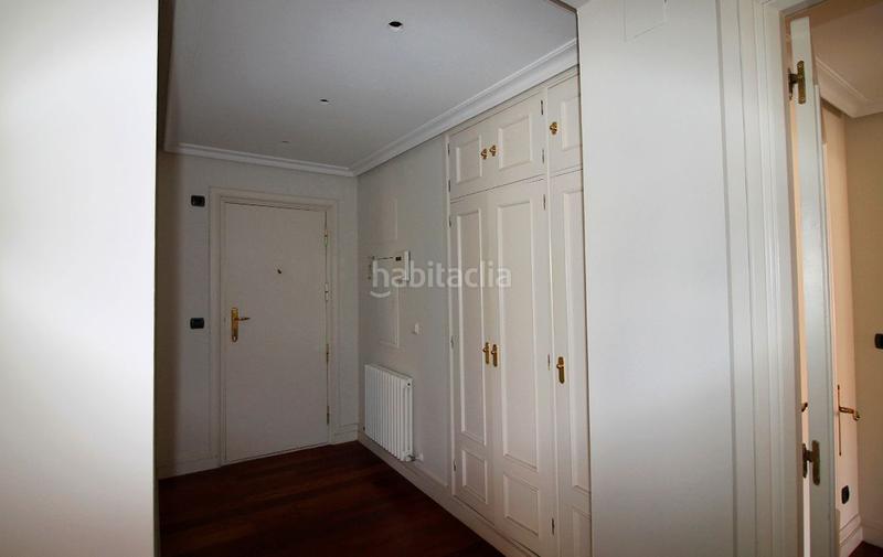 Foto 3b5c2f48-3781-46a7-bb97-8b5a0fd90678. Appartement avec chauffage parking dans Abandoibarra - Guggenheim Bilbao