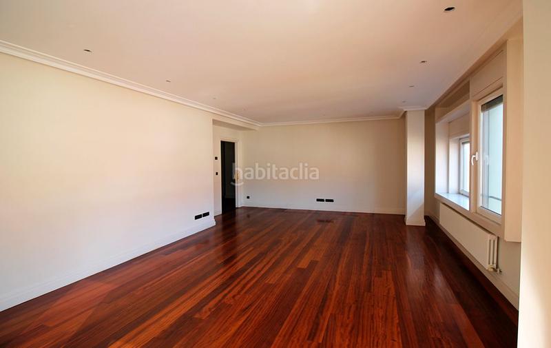 Foto aa2e2926-a300-4e7e-96f5-a5e45f8ce825. Appartement avec chauffage parking dans Abandoibarra - Guggenheim Bilbao