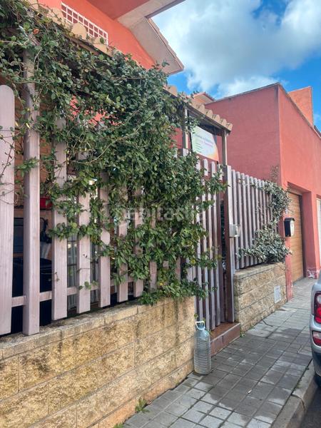 Foto d9deec70-ddab-4bec-b7fc-81410b70a75c. Casa adossada amb calefacció aparcament a Magán