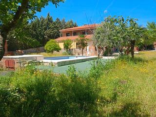 Chalet à Albarreal de Tajo. Gran chalet de 300 m2 y gran parcela de 3.000€ a 10 min de toled