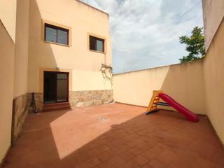 Xalet a Esquivias. Chalet con 5 habitaciones en esquivias por 230.000€