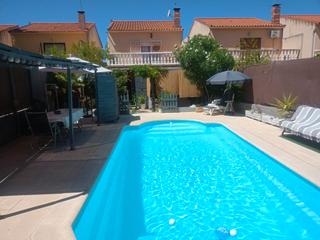 Xalet a Otero. Chalet a capricho a menos de una hora de madrid con piscina por