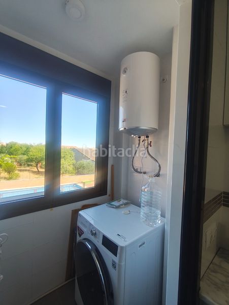 Foto bbff1d2d-f1d7-4670-868a-83857391531f. Pis a calle cerro del cristo 8 a Camarena