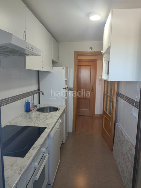Foto c129c86c-b3d8-4cd5-bc26-9a39a9d6984e. Pis a calle cerro del cristo 8 a Camarena