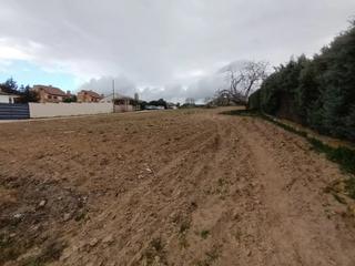 Terreny residencial a Ventas de Retamosa (Las). Gran parcela en el pueblo de 2183  uso residencial