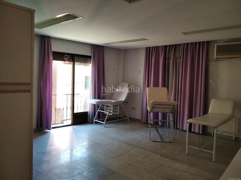 Foto 64c8e7e6-7d48-420b-a332-71aaf4f66817. Lloguer local comercial a n/a a Torrijos