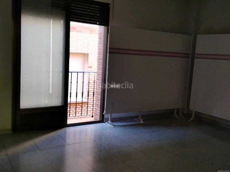 Foto 0c43e5a7-e868-433a-b0fc-b5d7855bf033. Location local commercial dans n/a dans Torrijos