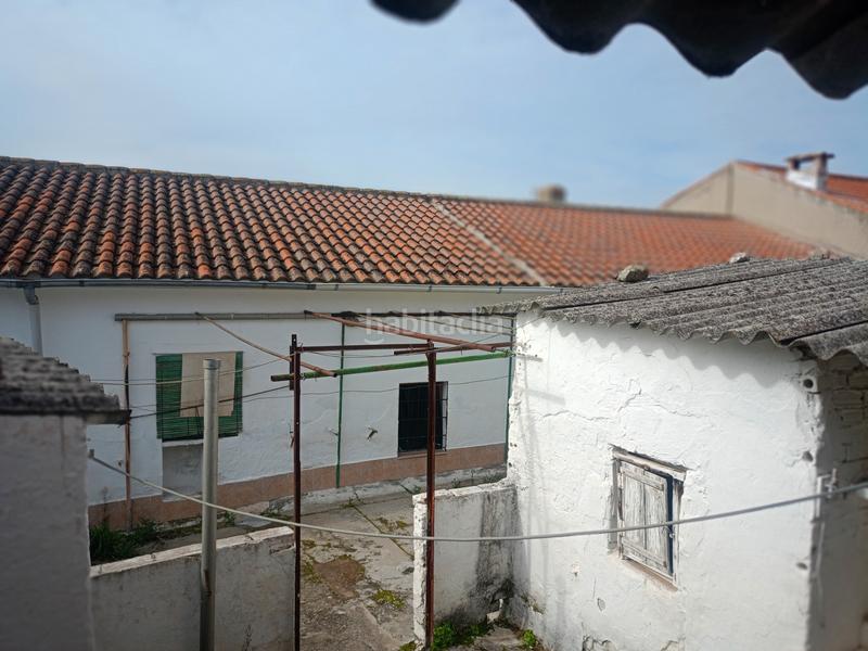 Foto a9f3d8fa-fa2d-4f76-85de-fd539e7ccf3b. Casa dos casas al precio de una con gran patio 85.000€ en Otero