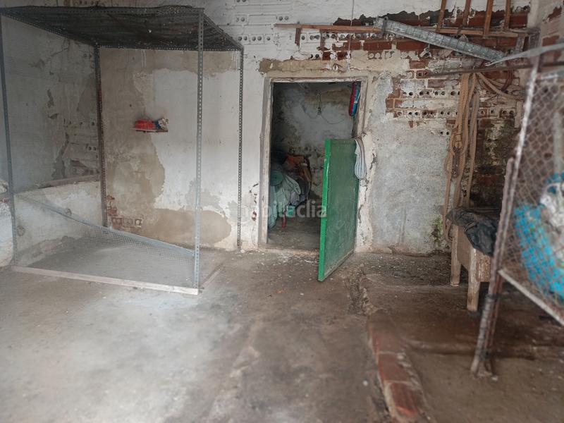 Foto e2e02158-a23f-4767-a5e8-5718e3e5e6cb. Casa dos casas al precio de una con gran patio 85.000€ en Otero