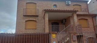 Chalet à Carpio de Tajo (El). Chalet hecho a capricho a 20 min de toledo por 138000€