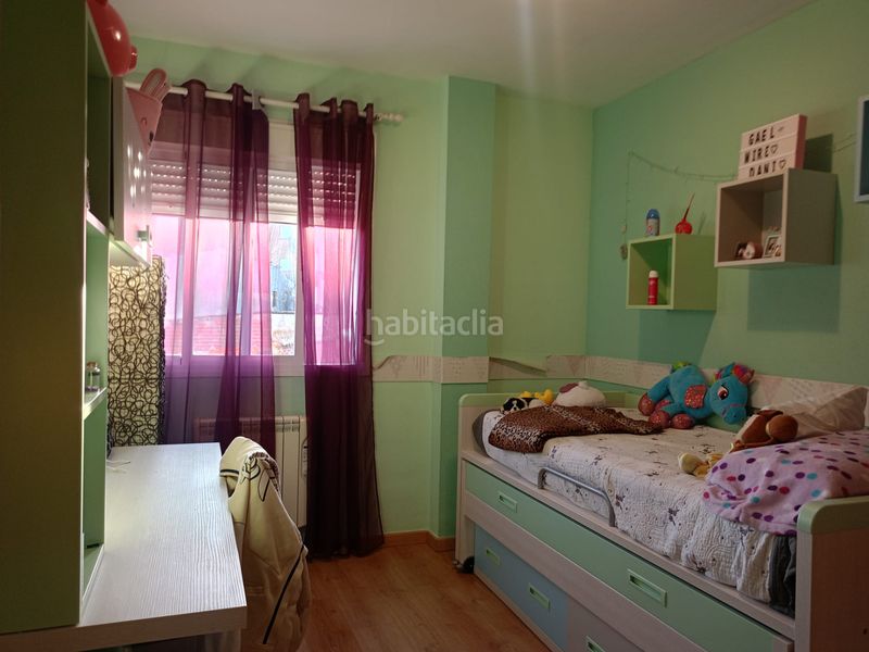 Foto c4725a07-a2a9-4edc-9747-e58cfad8e339. Pis amb calefacció piscina a Fuensalida