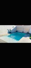 Casa aparellada a Nambroca. Chalet en nambroca con vivienda principal en una planta con pisc