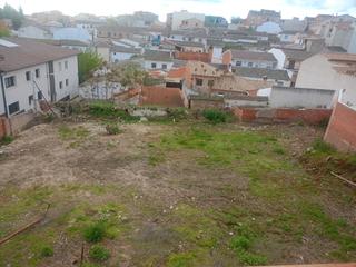 Terreny residencial a Olías del Rey. Gran parcela en el centro del pueblo para edificacion en altura