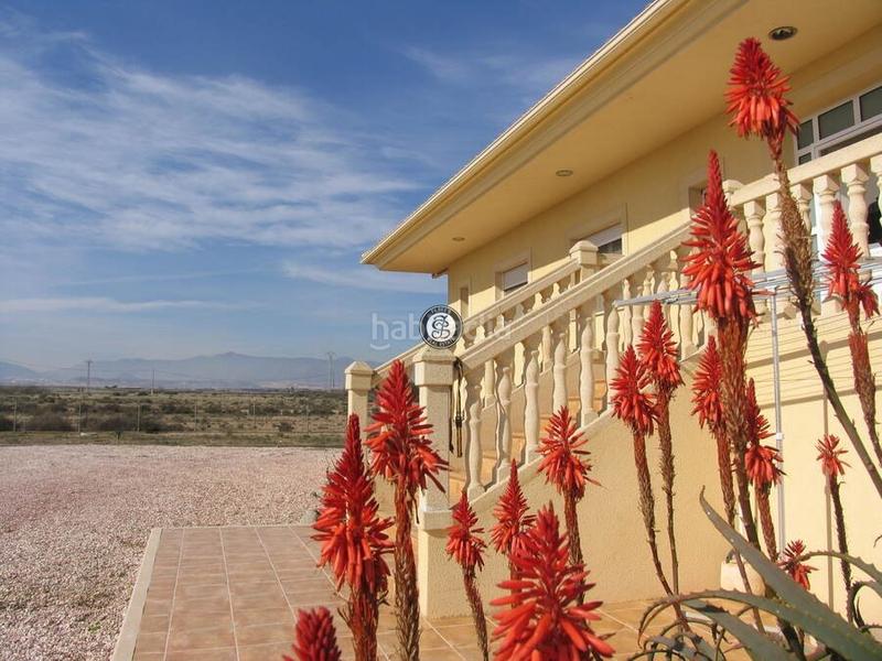 Foto b8b696d5-3016-4e01-8ce3-1a26e79f904b. Country house with parking in Mazarrón casco urbano Mazarrón