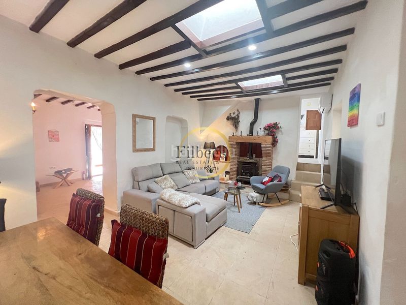 Foto 38fd9670-b99c-4058-99fc-08b4f0e59986. Masia amb piscina a Perín Cartagena