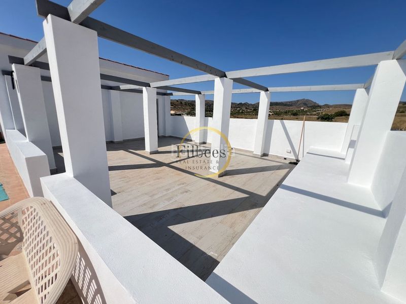 Foto bbf97079-ce4b-402d-bb65-157aa19255e9. Masia amb piscina a Perín Cartagena