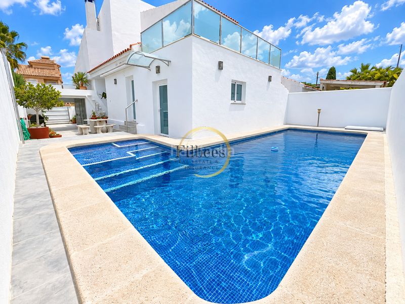 Foto a36a2499-eeba-4740-ac7f-b6d0a9c5fb3d. Casa adossada amb calefacció aparcament piscina a Mazarrón