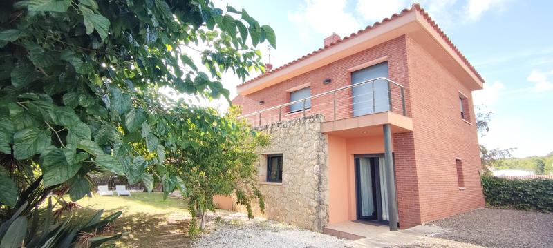 Foto 167f32f1-a5e8-4c75-8ae0-8b9261abde8a. Chalet magnífico chalet en playa de La Mora - tamarit en Tarragona