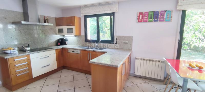 Foto b5f74f48-f51e-43c3-949a-f34546529572. Chalet magnífico chalet en playa de La Mora - tamarit en Tarragona