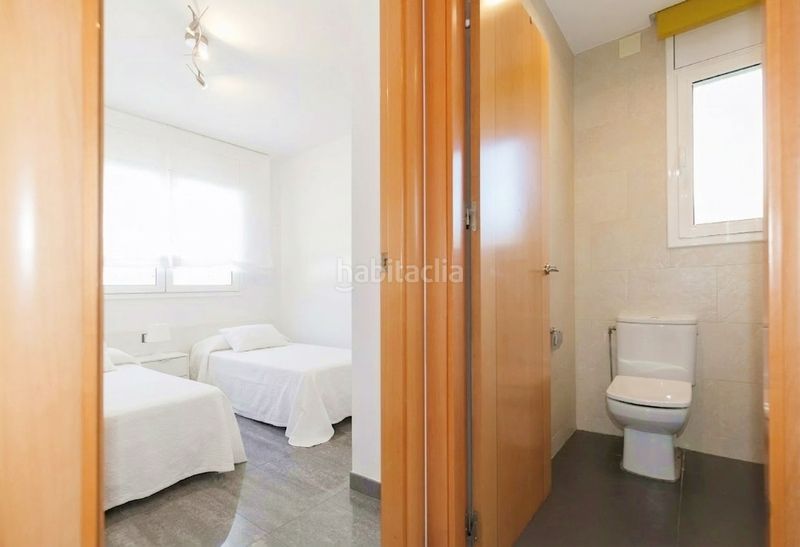 Foto b822a6ae-cb11-4451-b004-c78c13d5e381. Xalet amb xemeneia calefacció aparcament piscina a Tarragona