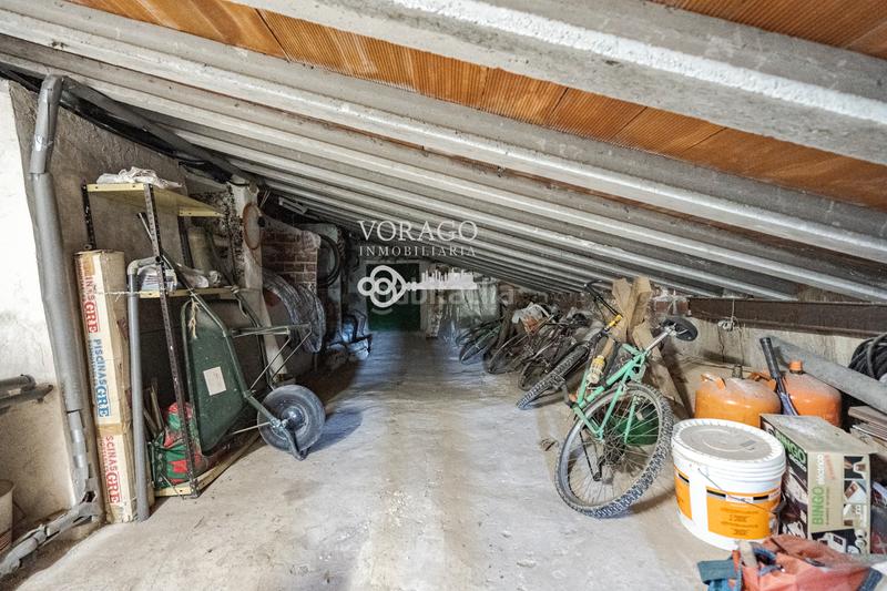 Foto a2e7b81d-b60e-4c65-8823-e1bfed803b5f. Casa in Irueste