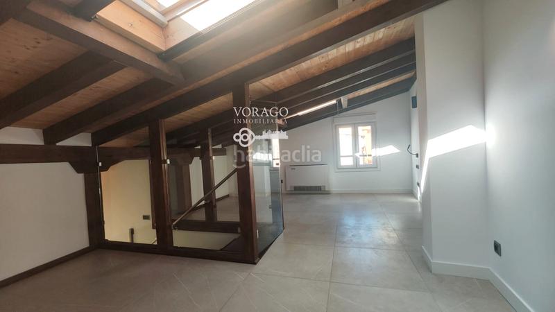 Foto 5e31f7a4-874d-4afe-9984-9b6a7cc5fbe2. Rent duplex with heating in Casco Histórico Alcalá de Henares