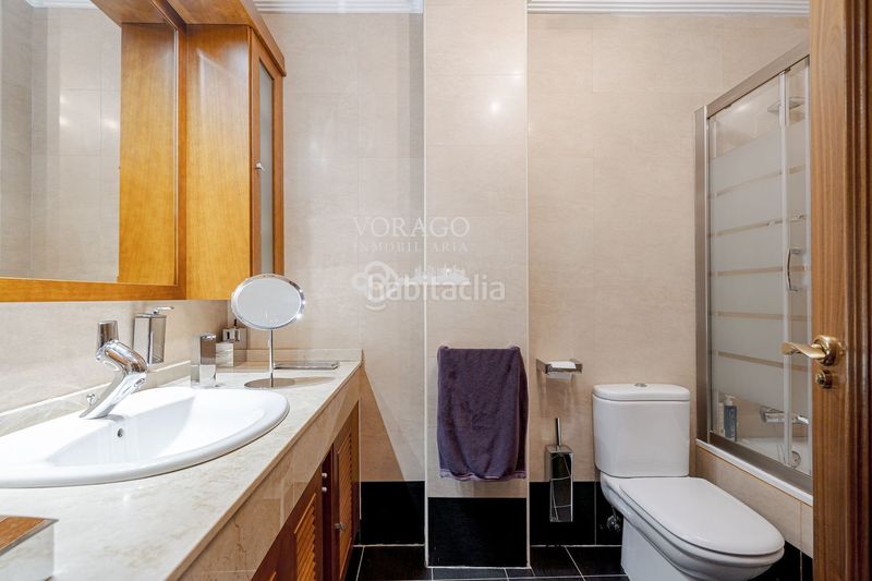 Foto 7a98b021-972d-4acd-be90-7c62fbd02a4c. Xalet amb aparcament piscina a Urb. Belvalle Meco