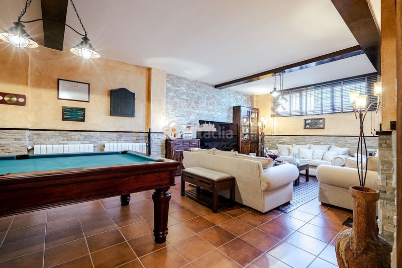Foto ca0d6912-2e47-4859-b4fe-643f55f05f95. Xalet amb aparcament piscina a Urb. Belvalle Meco