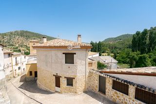 Masia a Irueste. Oportunidad para inversores  casa para reforma integral en irues