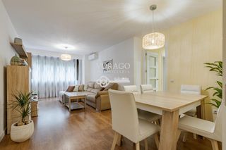 Flat in Pryconsa-Juan de Austria. Esquina exterior, luz infinita y reforma integral en 2020  en ju